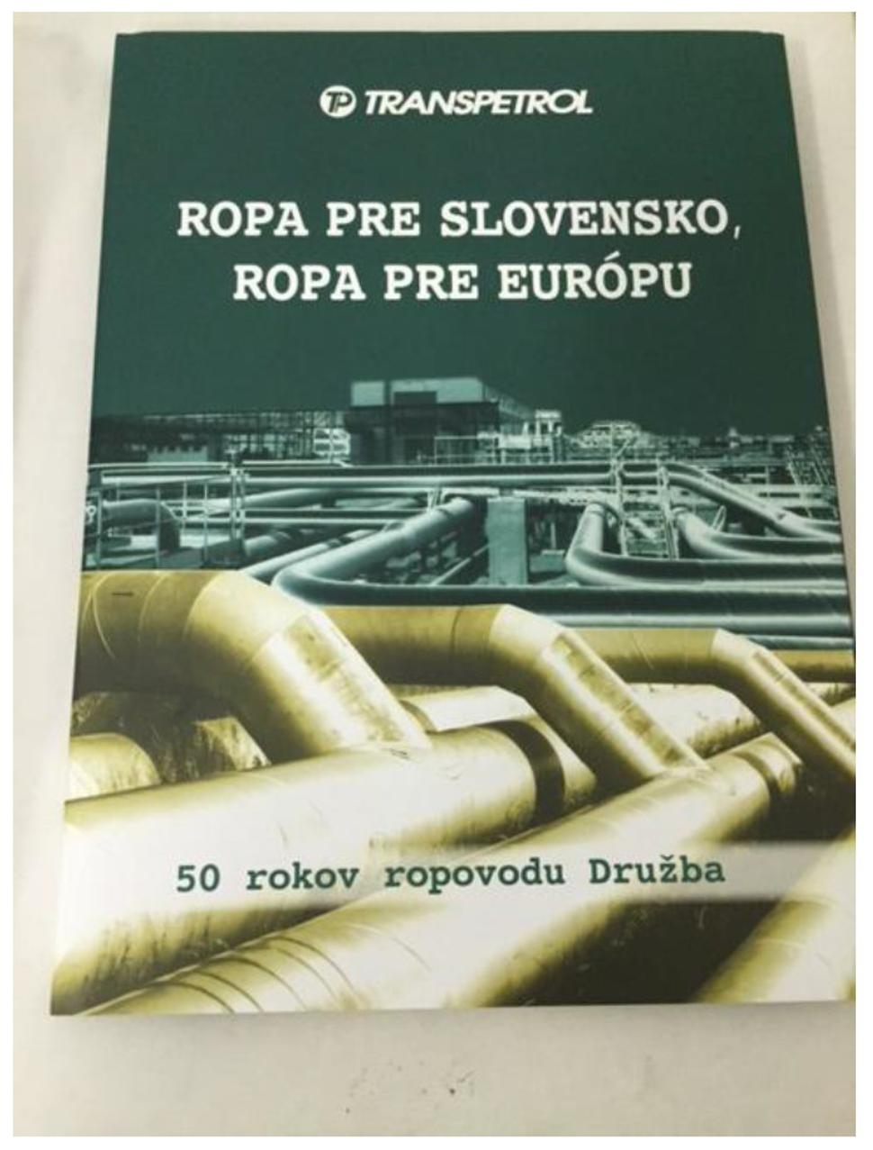 Obálka publikácie, ktorú nám Transpetrol neposkytol. Zdroj: Transpetrol