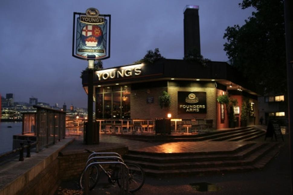 Founder's Arms Pub