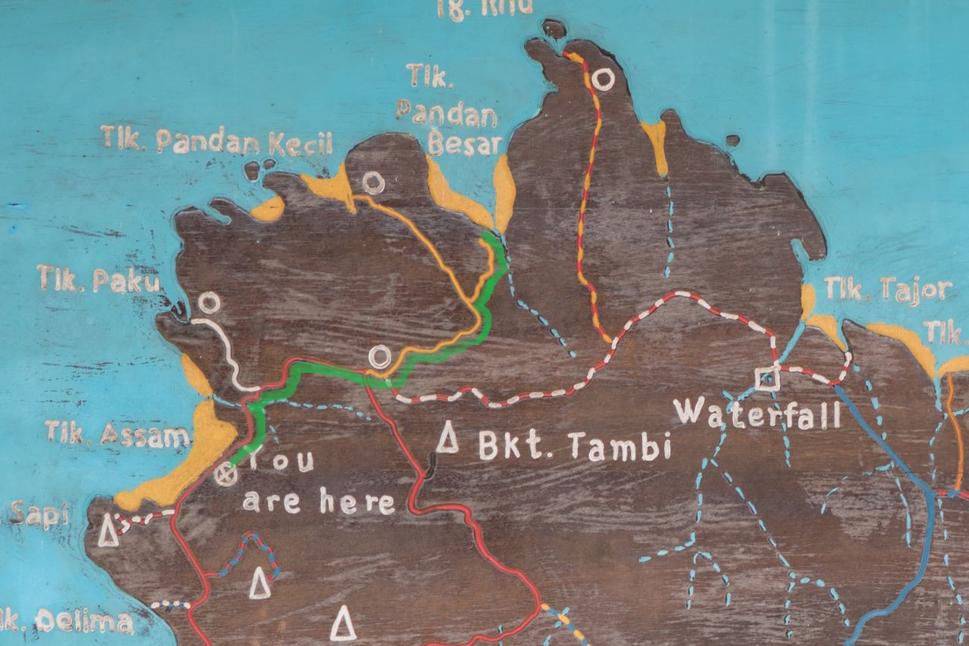 V Národnom parku Bako je aj mapa turistických trás s časovým harmonogramom