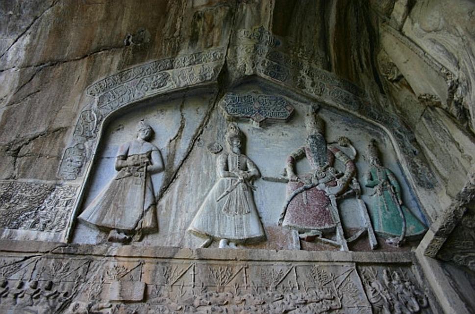Basreliéfy Tak-e Bostan