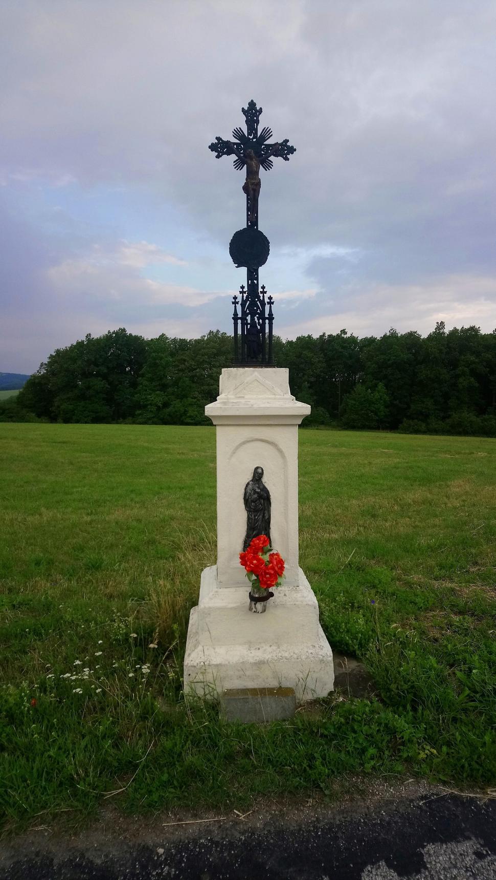 Jeden z mnohých pamätníkov