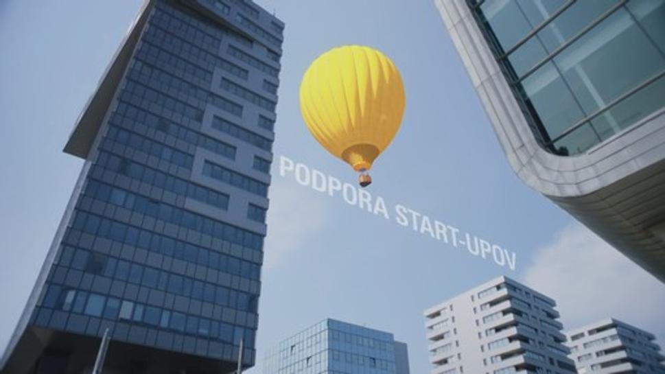 to fakt?? oni akože podporujú aj startupy? a majú ešte z čoho? o.O