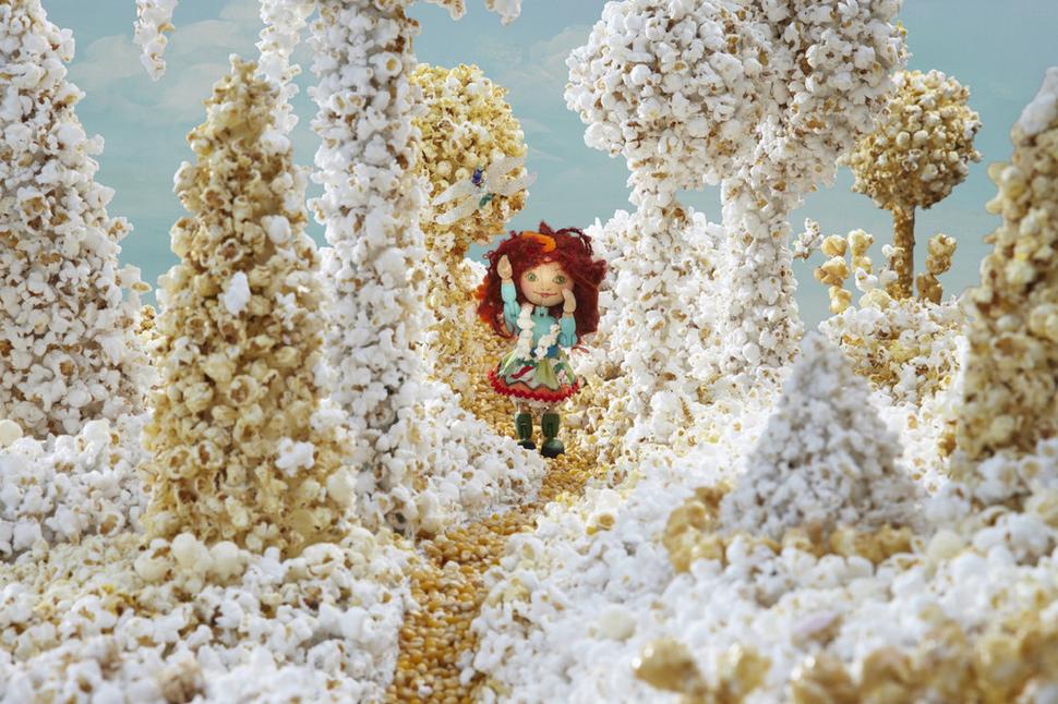 Dolly v Popcorn land-e.