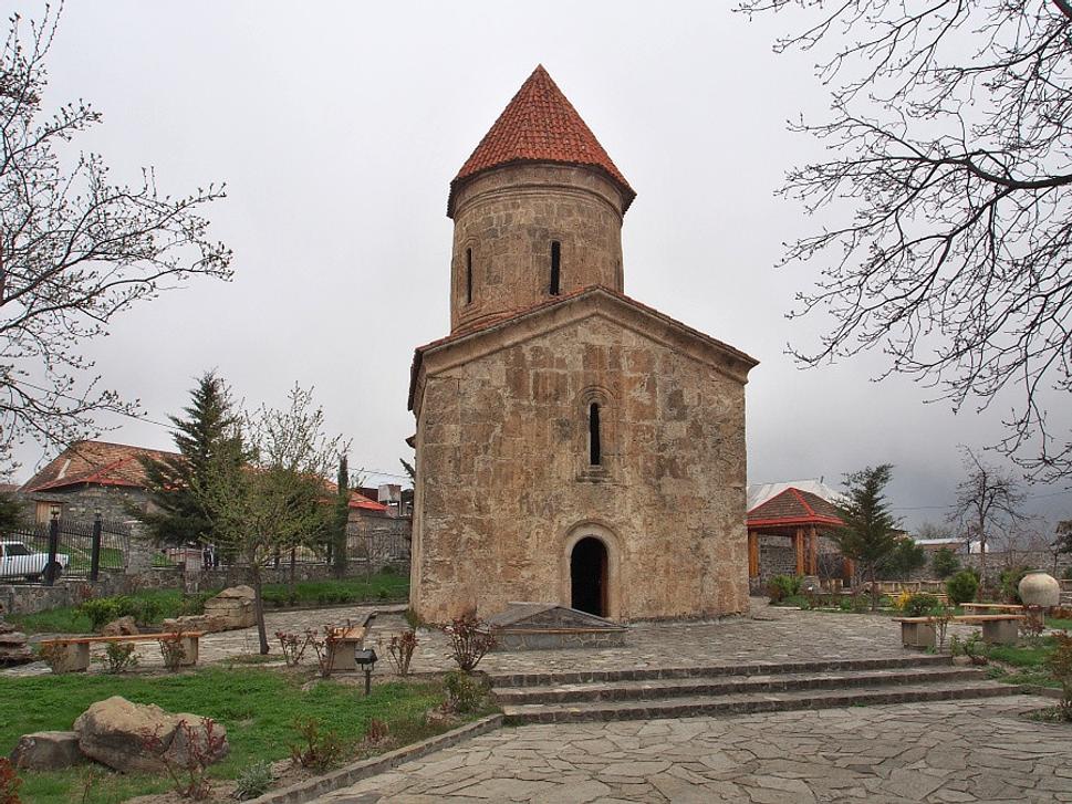Kostol v dedine Kiš