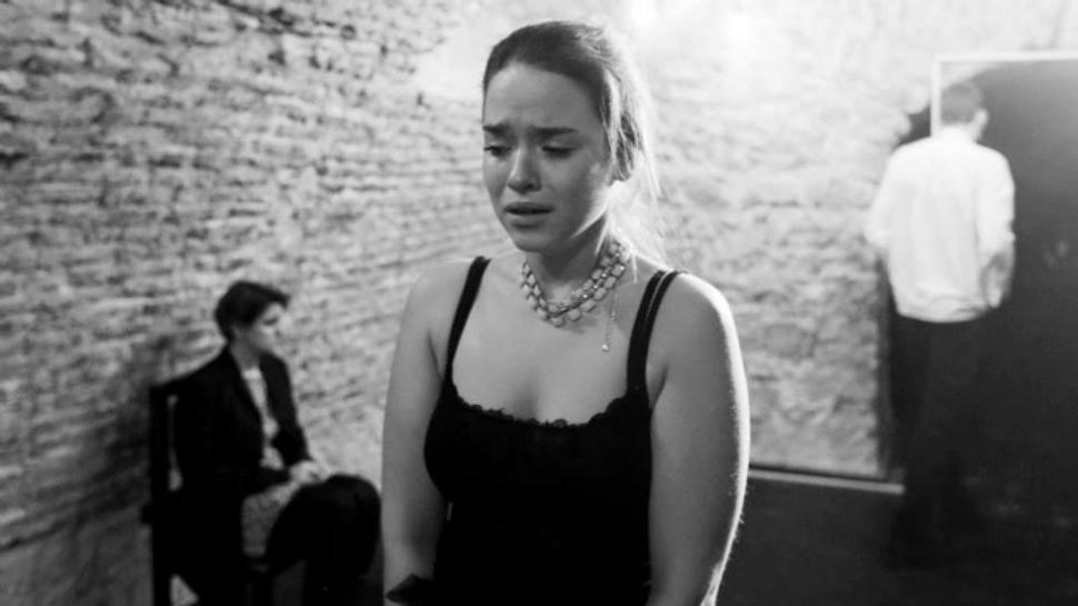 Kristína Svarinská ako Slečna Júlia v inscenácií Divadla Lab VŠMU