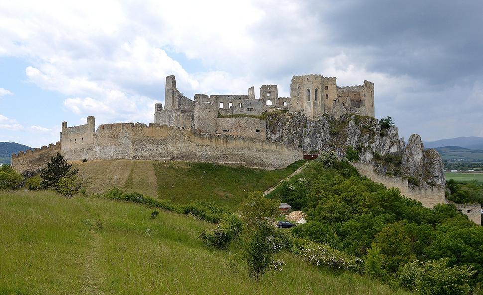 hrad Beckov