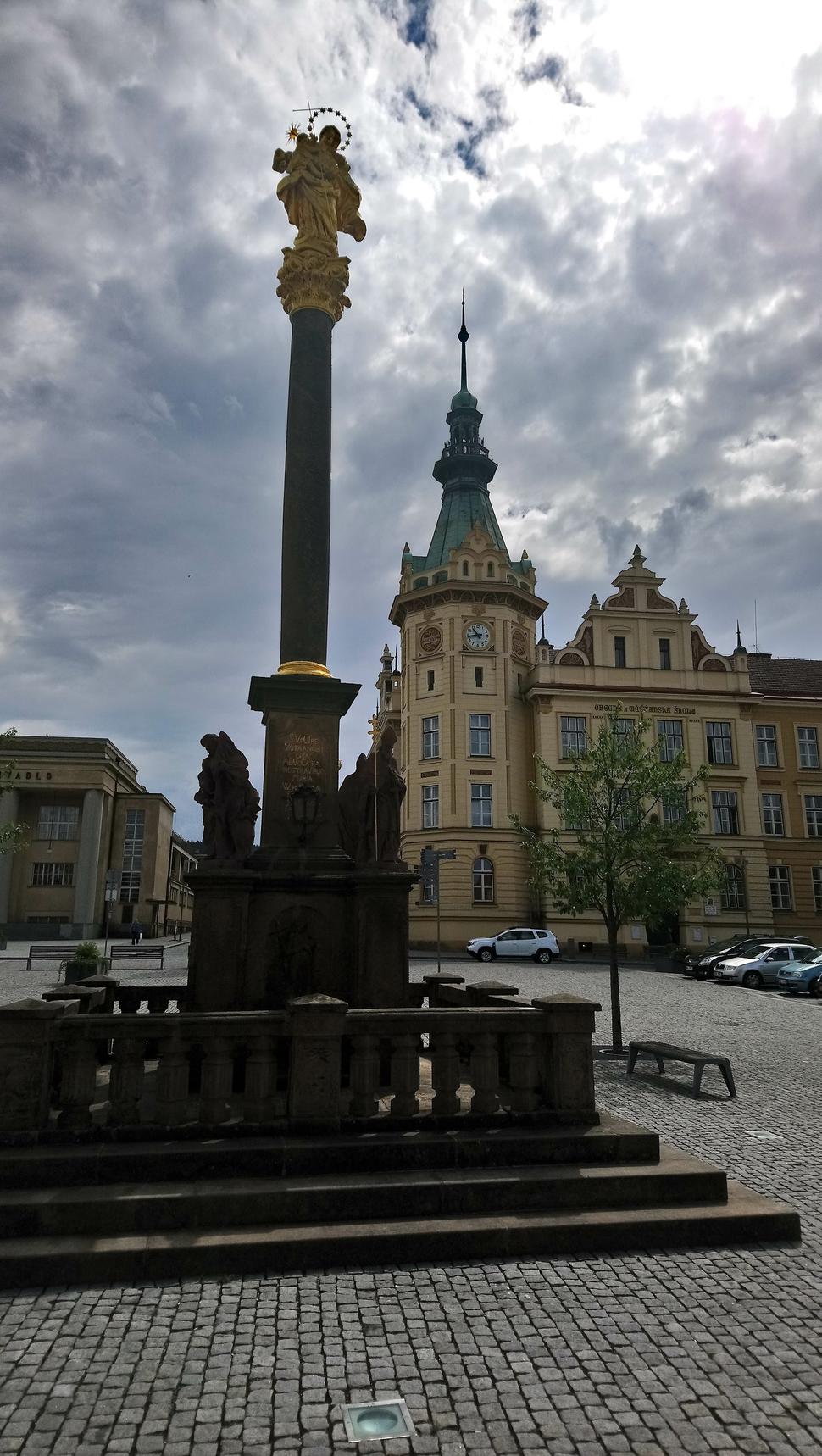 Mariánsky stĺp v Hronove