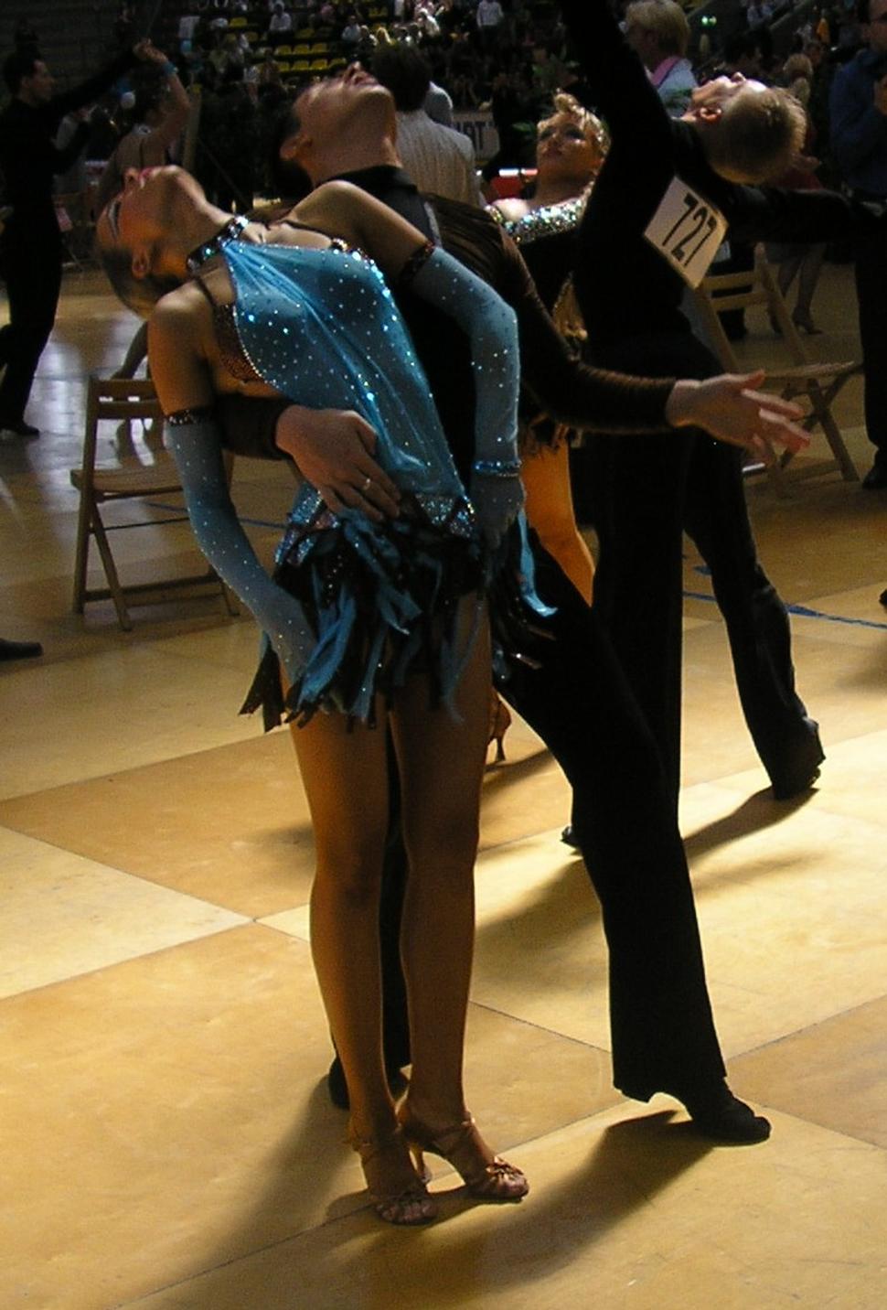 Latina – Póza rumba
