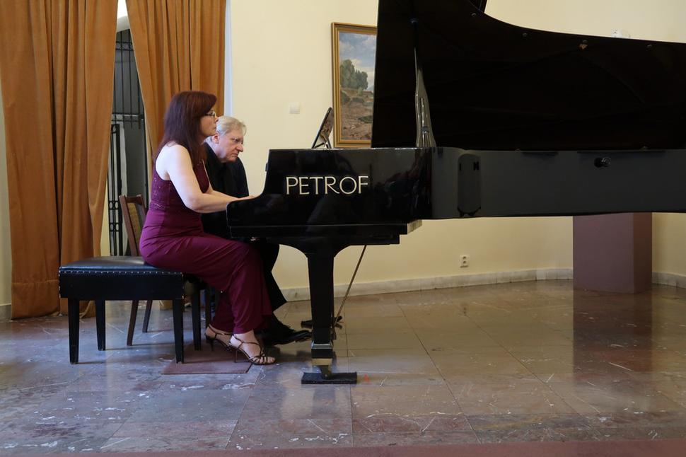 Eva Virsik, Alexei Kornienko