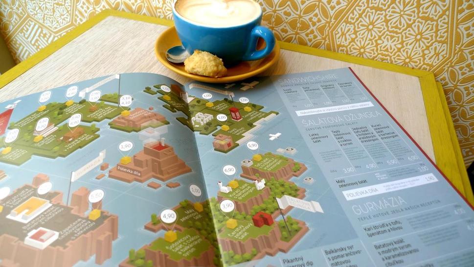 Atlas chutí s jedným z jeho protagonistov - cappucino so špeciálnym foxfordovským kokosovým koláčikom.