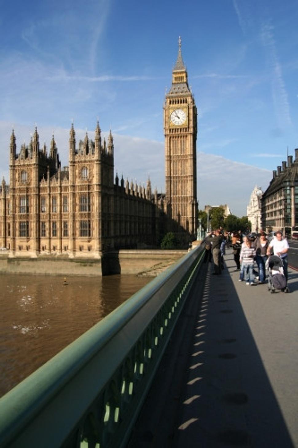 Houses of Parliament a Clock Tower