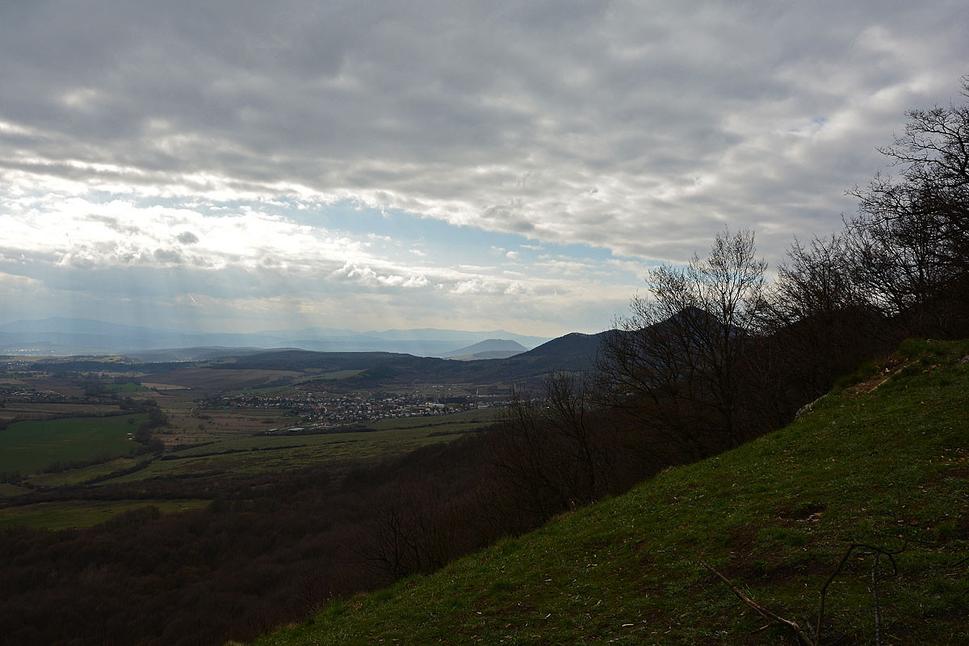 výhľad na Šarišský hrad