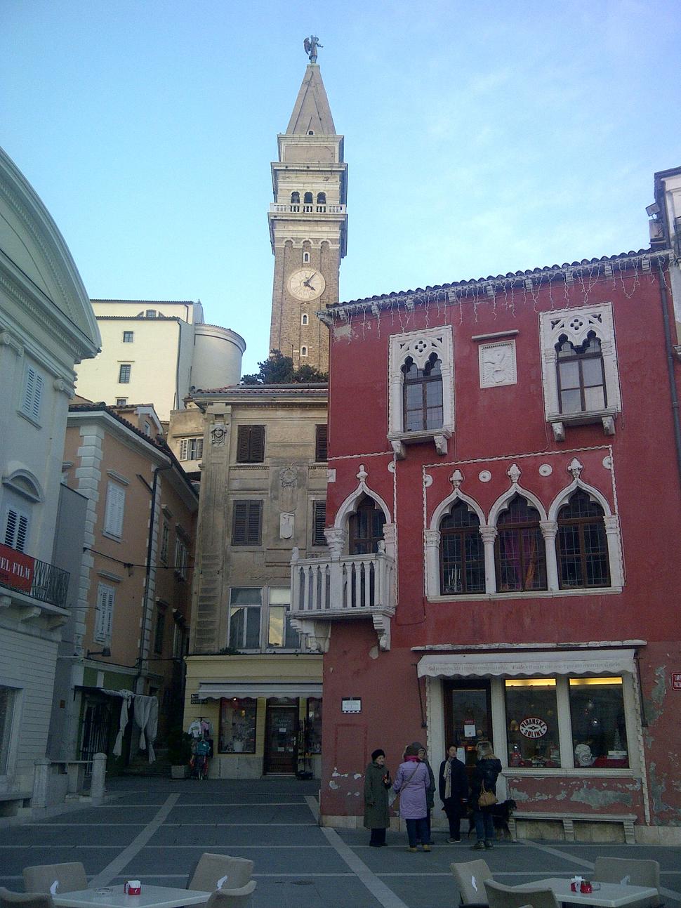 Námestie, Piran