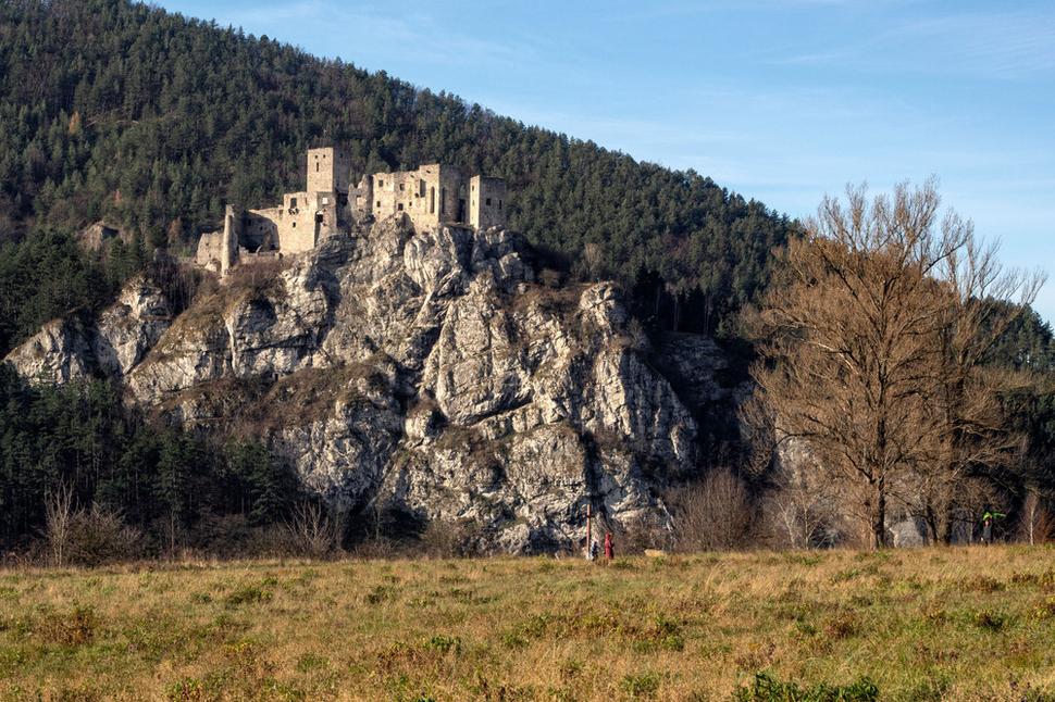 Strečno