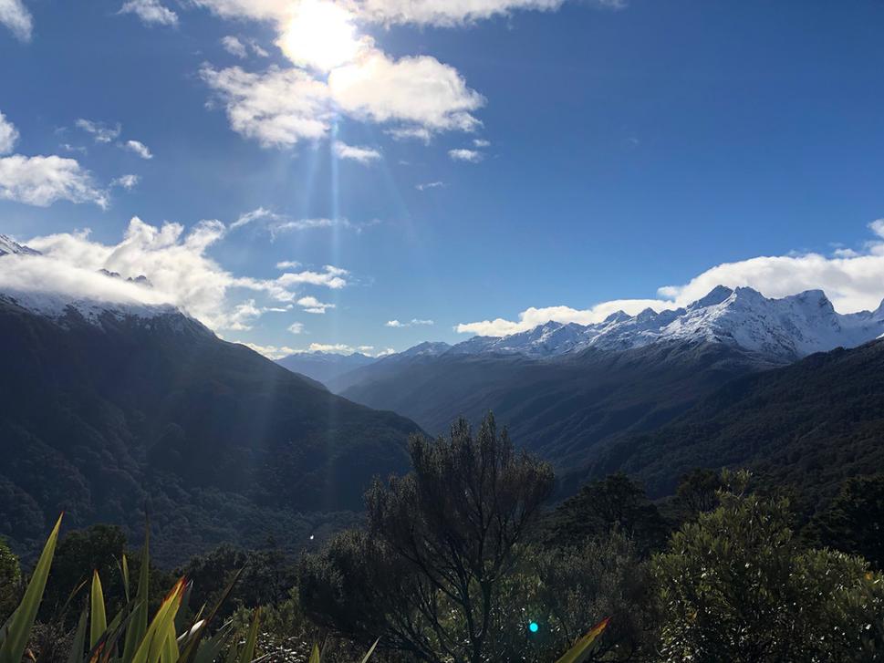 Okolie Te Anau.
