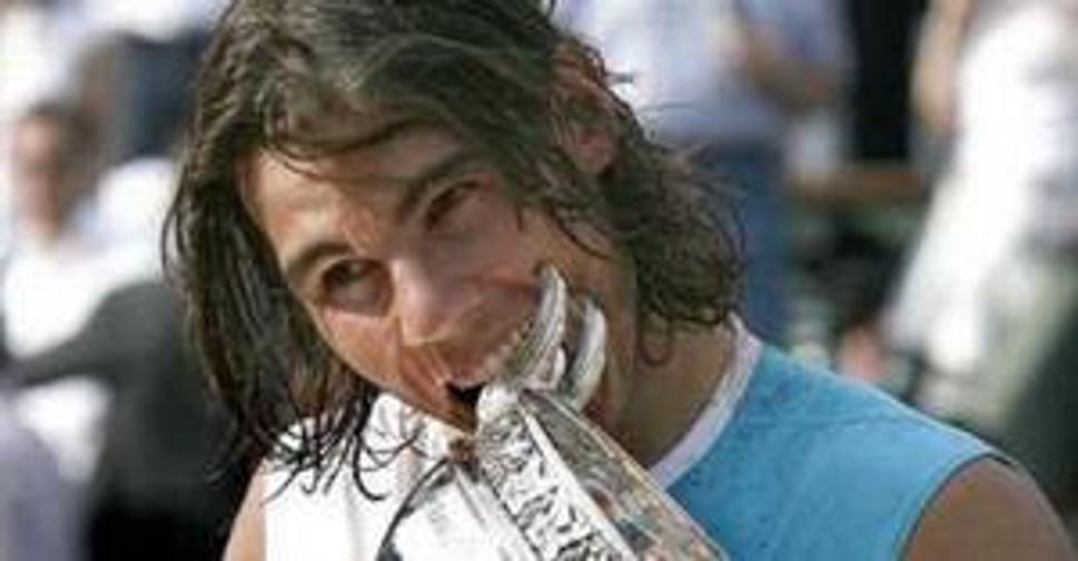 Rafael Nadal s trofejou