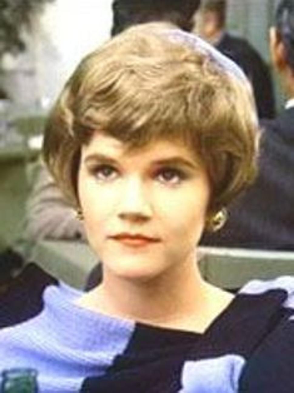 Mare Winningham