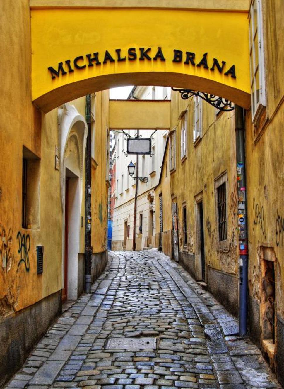 Michalská brána.