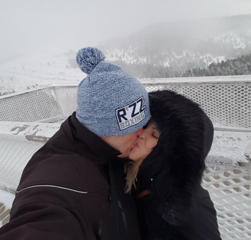 Chodník korunami stromov, najhoršie poveternostné podmienky aké som zažil, ale s týmto človekom sa dá zvládnuť všetko
