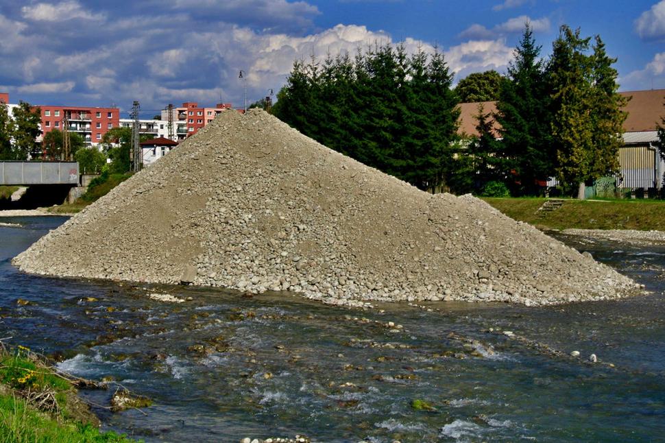 • Belá - vodohospodári presne vedia čo dravá hoská rieka potrebuje. •