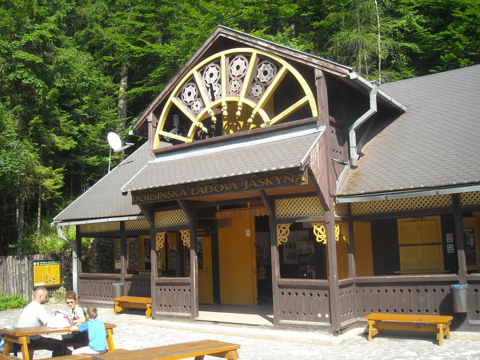 Dobšinská ľadová jaskyňa