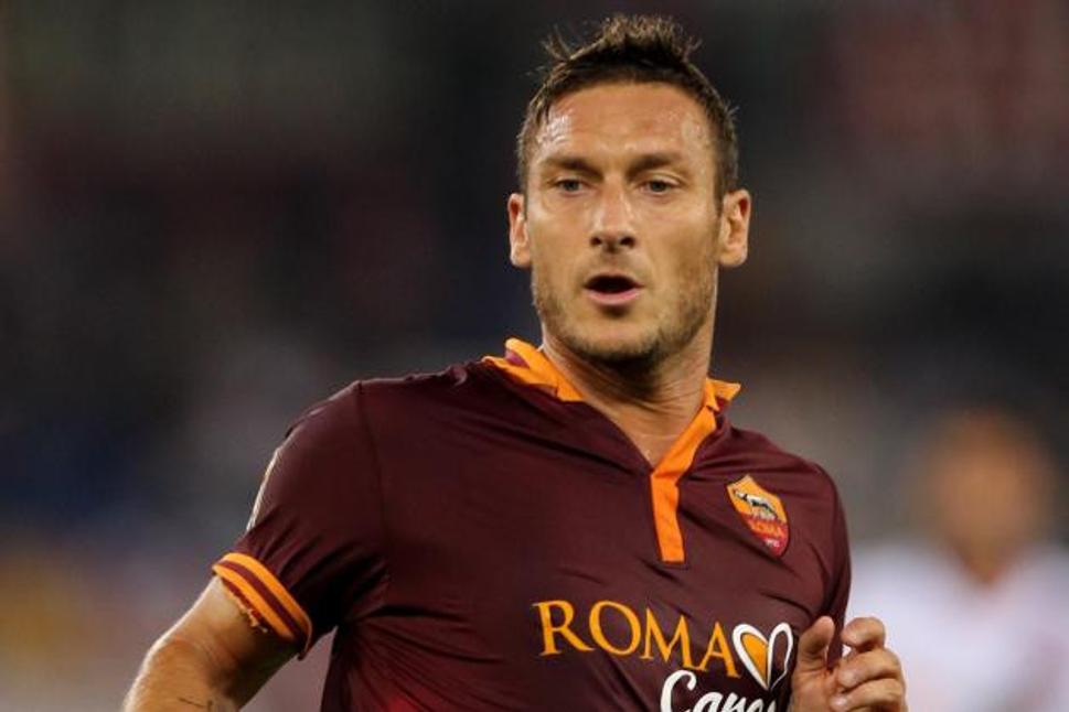 Hrajúca legenda Francesco Totti zažije možno posledné zápasy v Lige Majstrov.