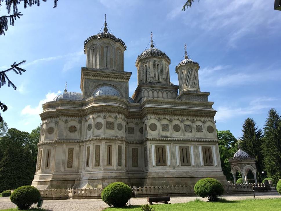 Kláštor v meste Curtea de Arges.
