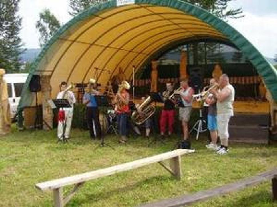 Dychovka z Lokce na Dni obce Babín 2011