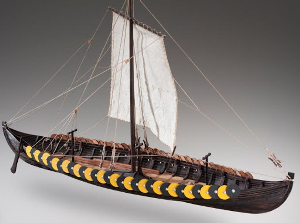 Model vikingskej lode z deviateho storočia, ktorú objavili v roku 1879 chlapci z obce Gokstad. (Zdroj: Múzeum Vikingských lodí v Osle)