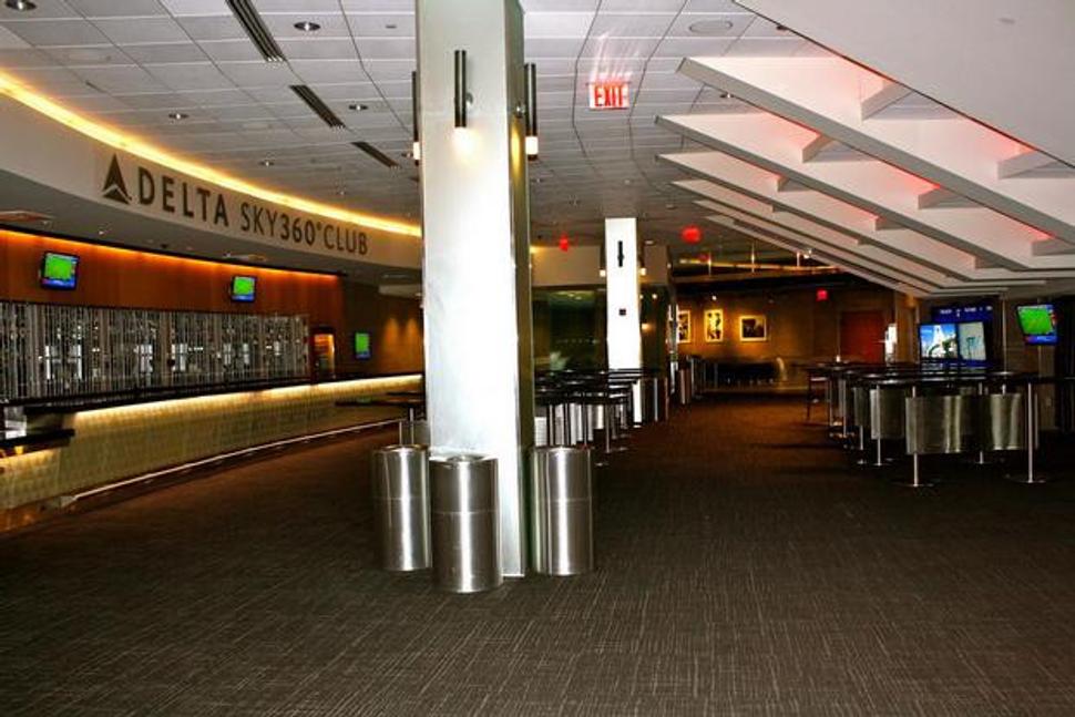 Delta Sky 360 Club