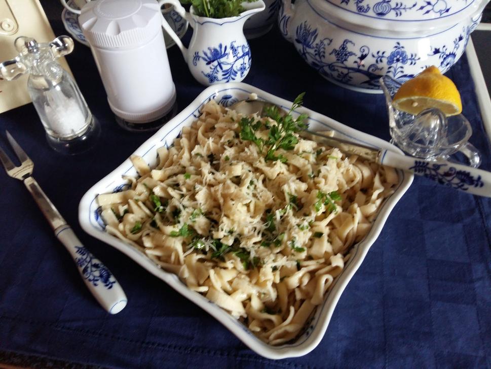 Tagliatelle s petržlenovou vňaťou