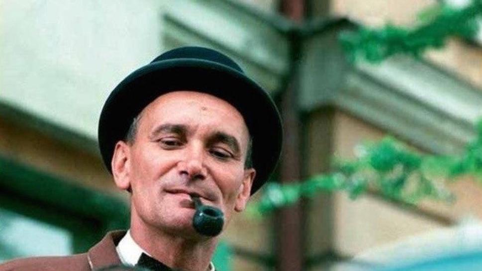 • Český režisér - slovenský filmový tvorca Dimitrij Plichta. •