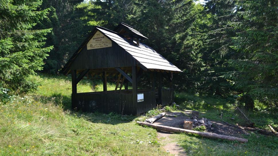 Prístrešok kde už prespal nejeden turista.
