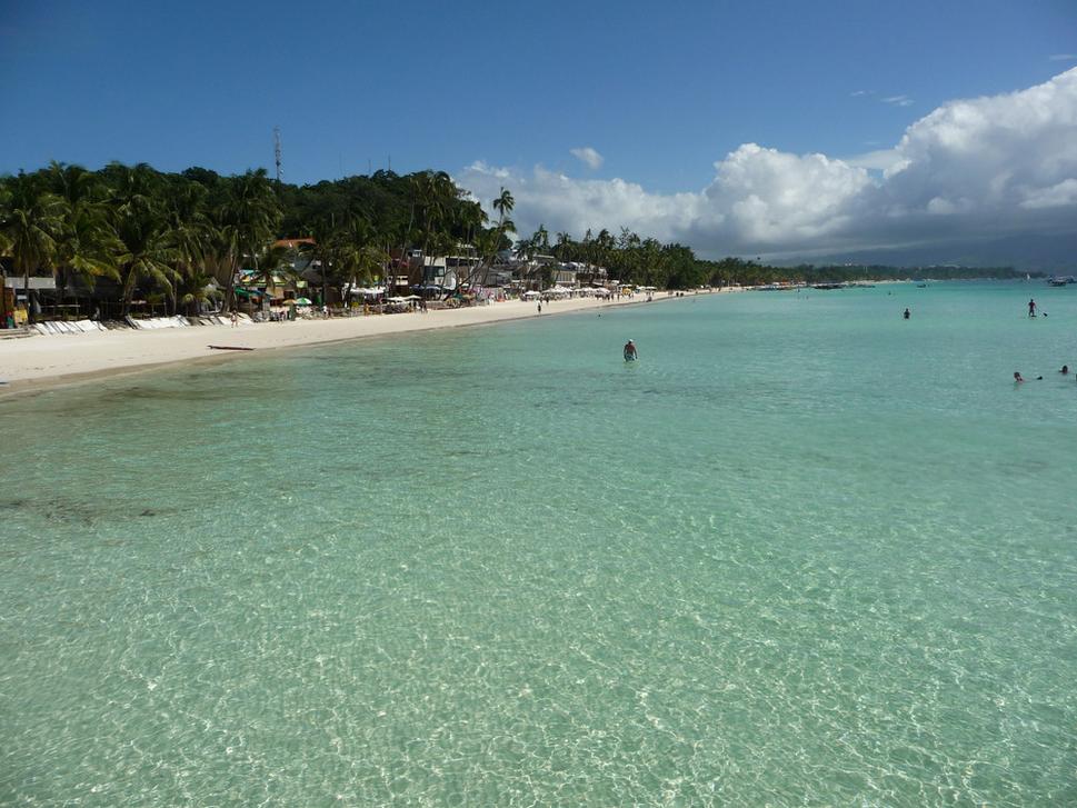 Ešte by sa zopár turistov vošlo na pláže ostrova Boracay