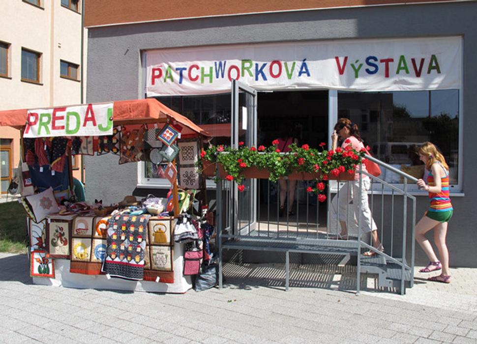 Stánok a priestory výstavy