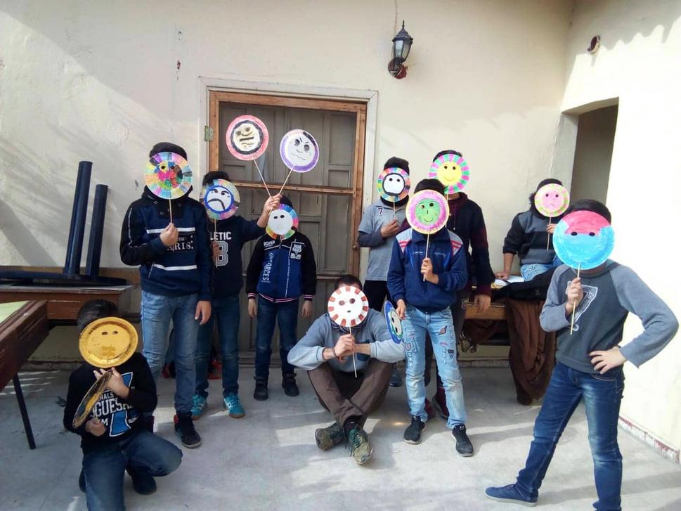 Deťom ľudí na úteku boli odňaté bezstarostné roky života.
