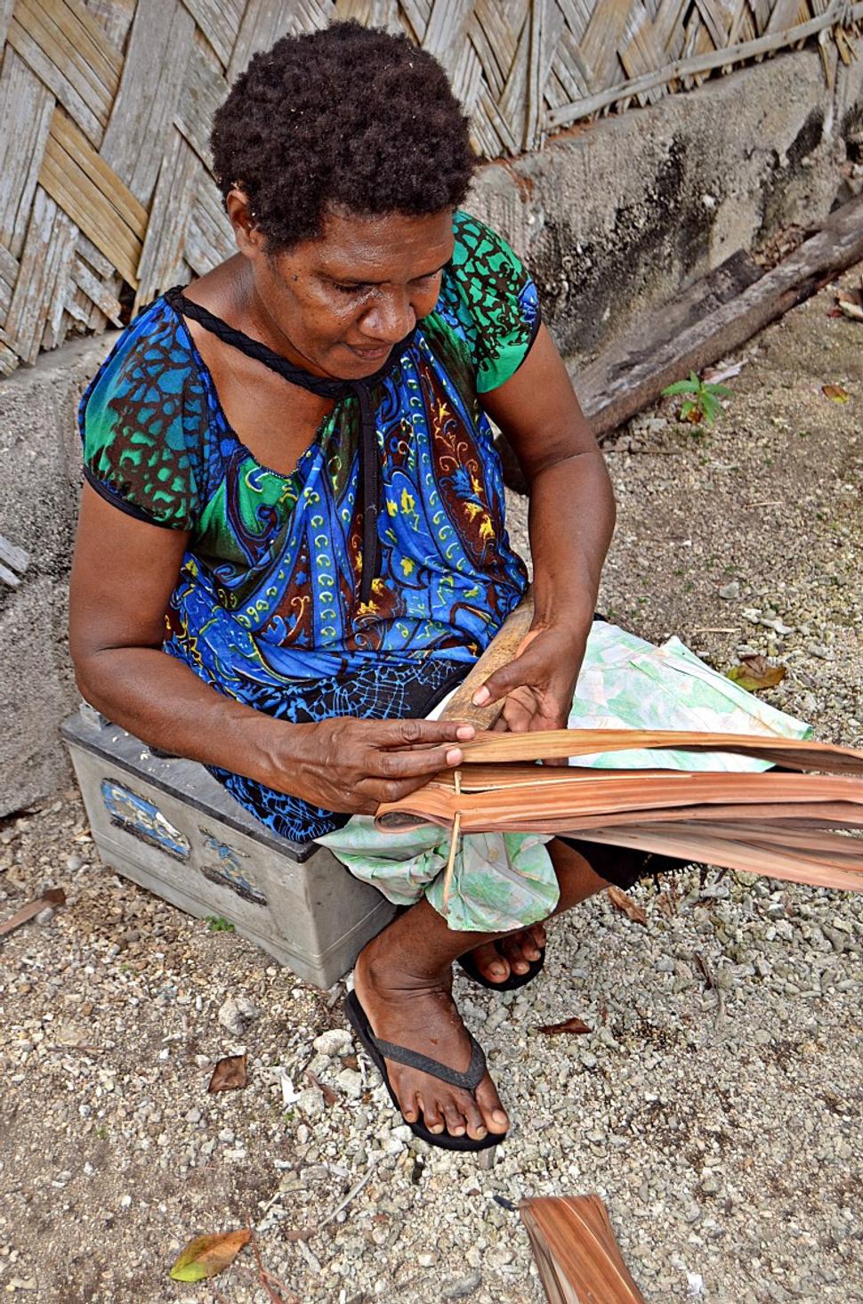 Ako sa vyraba strecha, Malo, Vanuatu, Nomadi