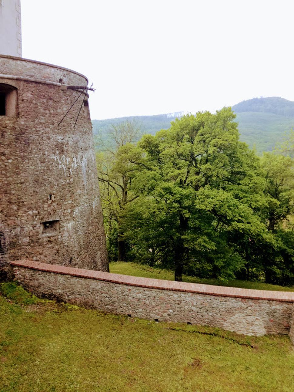 Červený kameň