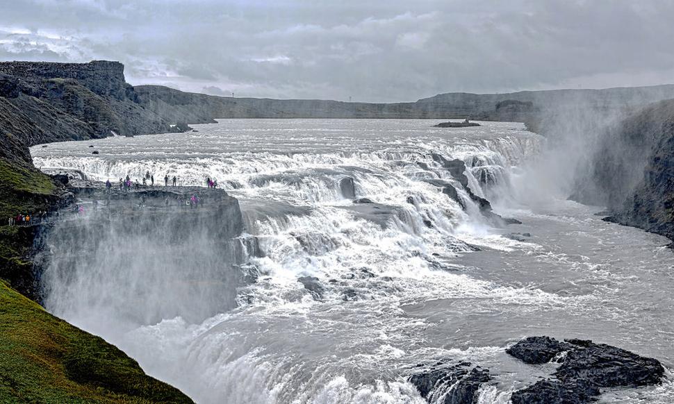 Aj vodopád Gullfoss leží na rozhraní kontinentov.