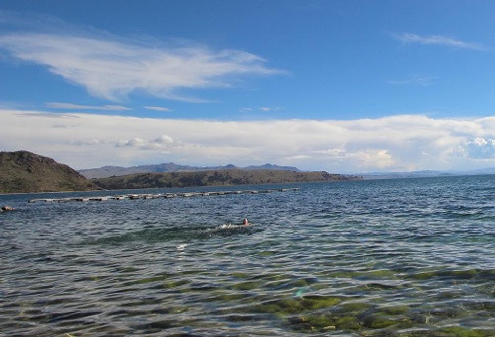 Plávanie v Titicaca