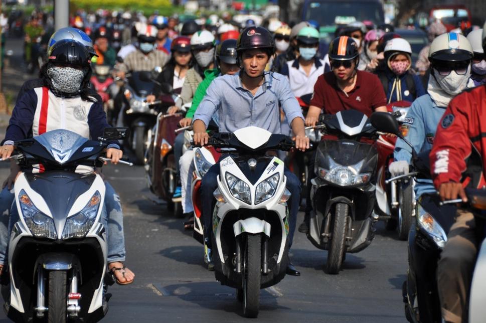 Ulice Saigonu sú plné motoriek