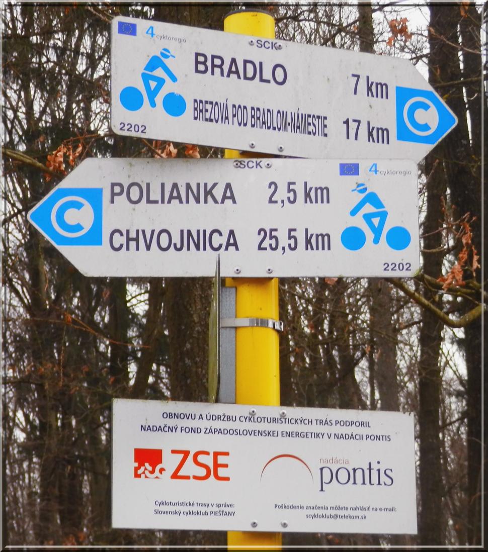Ani k Štefánikovej mohyle na Bradle to nie je tak ďaleko