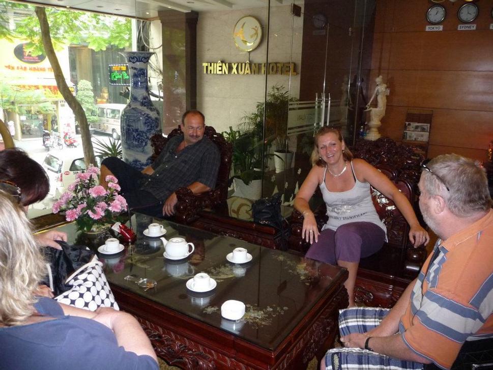 A tu sedíme už teraz vo veľmi obľúbenom hotelíku Thien Xuan