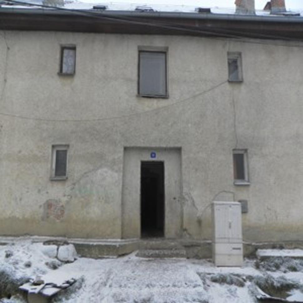 Bytovka v starej rómskej osade je prvou vecou na zozname. To čo sme tam nakrutili je neuveriteľne !