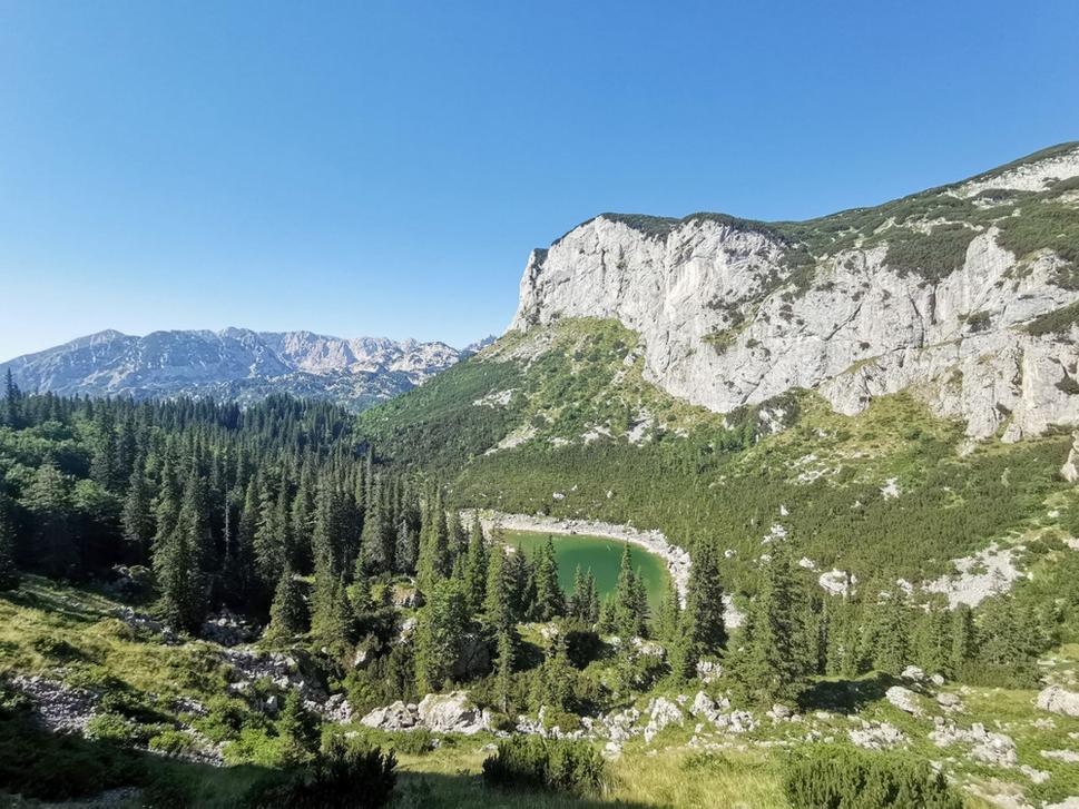 Durmitor - Crvena greda - dole Jablan jezero