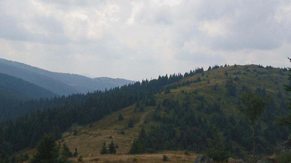 V pozadí silueta Kľaku