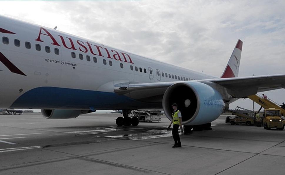 Boeing 767 nie je najnovší, ale Austrian pred nedávnom úplne vymenil sedačky. Tie staršie mi prišli trochu pohodlnejšie, ale ani nová ekonomická trieda nie je zlá.