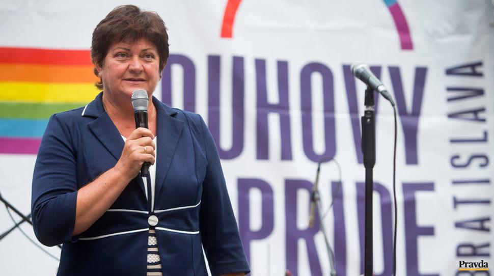 Zdroj: https://spravy.pravda.sk/domace/clanok/439274-patakyova-taku-reakciu-pre-vlajku-som-necakala/