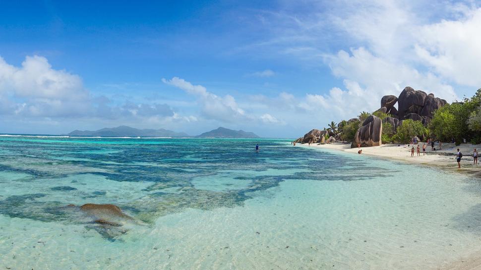 Asi najkrajšia pláž na svete - Anse Source d´Argent na ostrove La Digue.