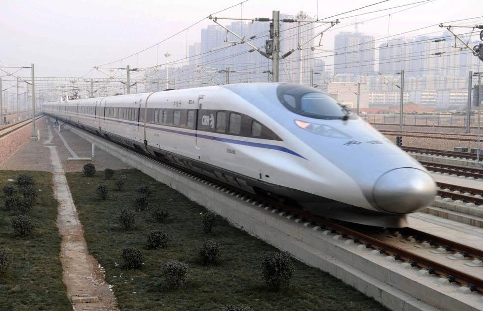 Rýchliky, ktorých rýchlosť dosahuje až 300-350 km/h má Čína dostatok.